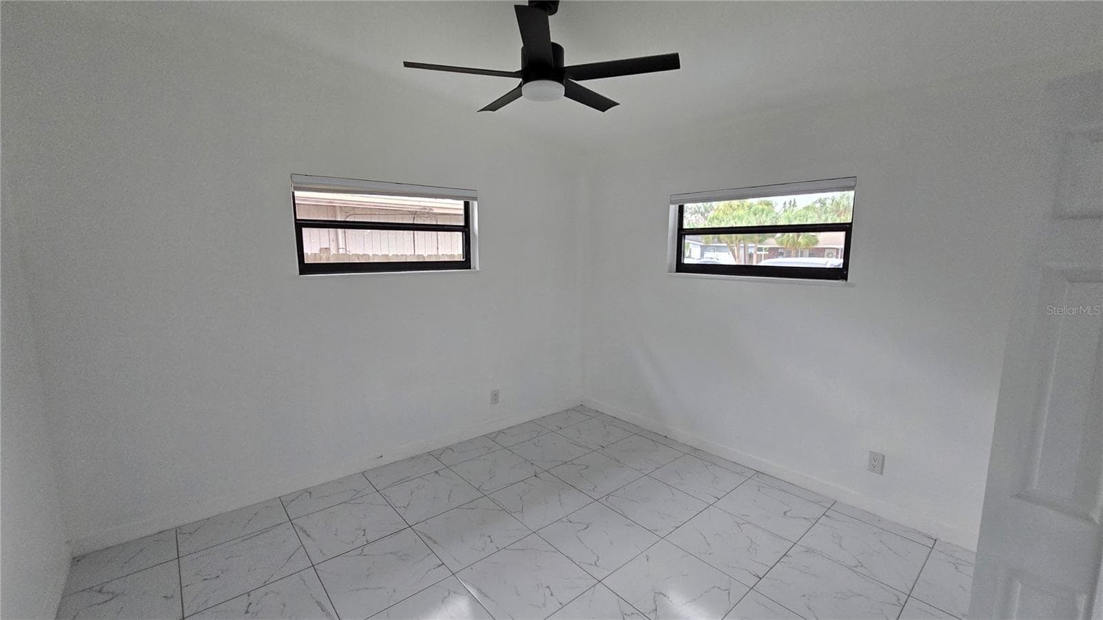 Single Family Residence at 1600 DELAWARE AVE NE, ST PETERSBURG, photo 13 of 24