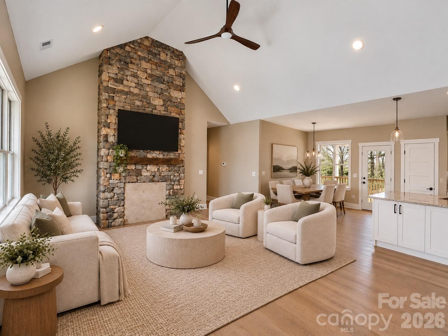 Photos AI Enhanced - 14 Olde Oak Court, Hendersonville