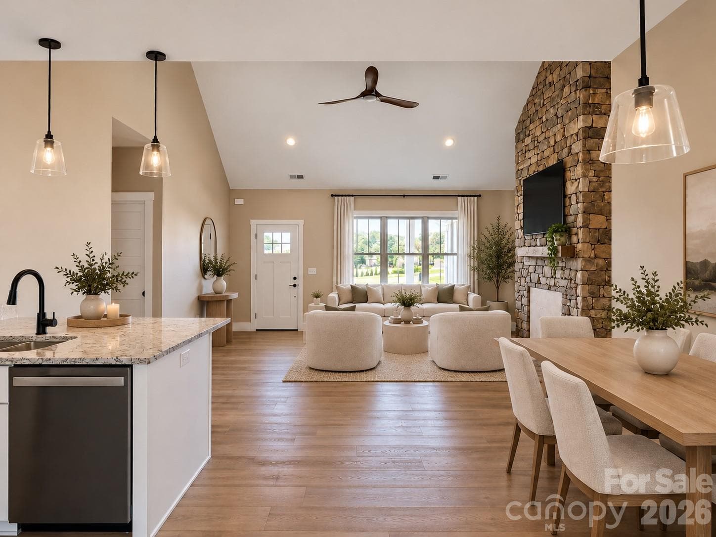 Photos AI Enhanced - 14 Olde Oak Court, Hendersonville