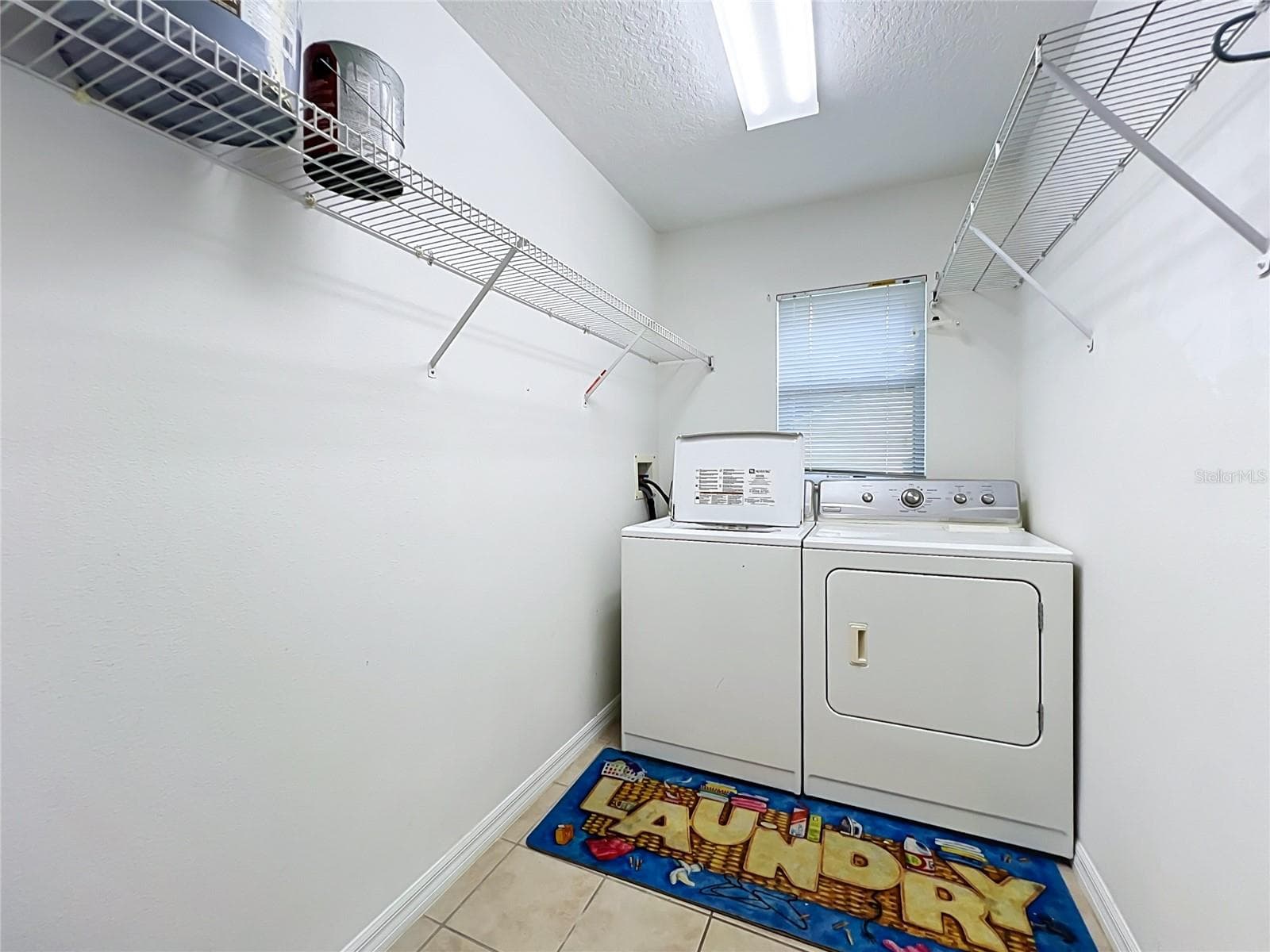 Single Family Residence at 8805 COURTYARD LN, GROVELAND, photo 11 of 92