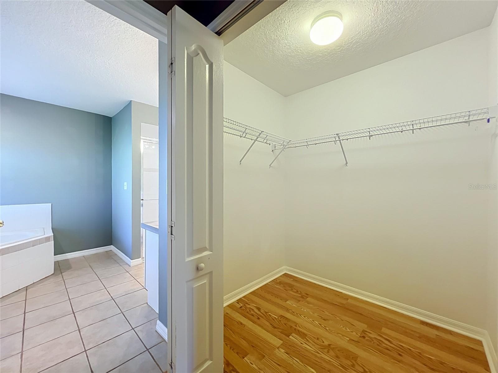 Single Family Residence at 8805 COURTYARD LN, GROVELAND, photo 32 of 92