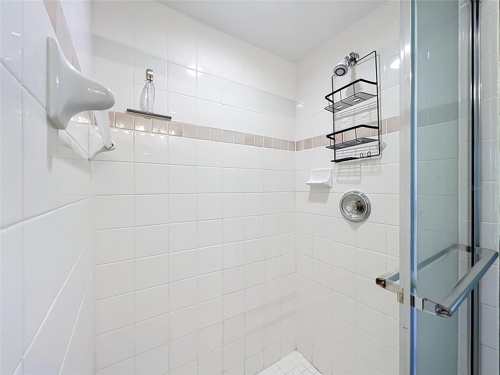 Single Family Residence at 8805 COURTYARD LN, GROVELAND, photo 39 of 92