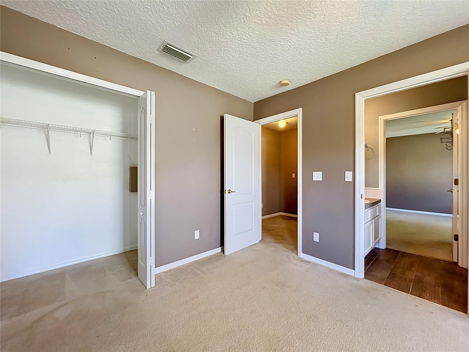Single Family Residence at 8805 COURTYARD LN, GROVELAND, photo 58 of 92