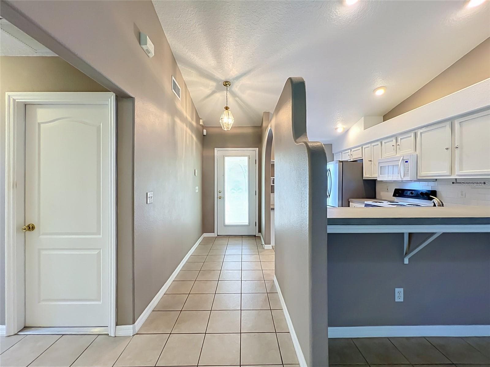 Single Family Residence at 8805 COURTYARD LN, GROVELAND, photo 78 of 92