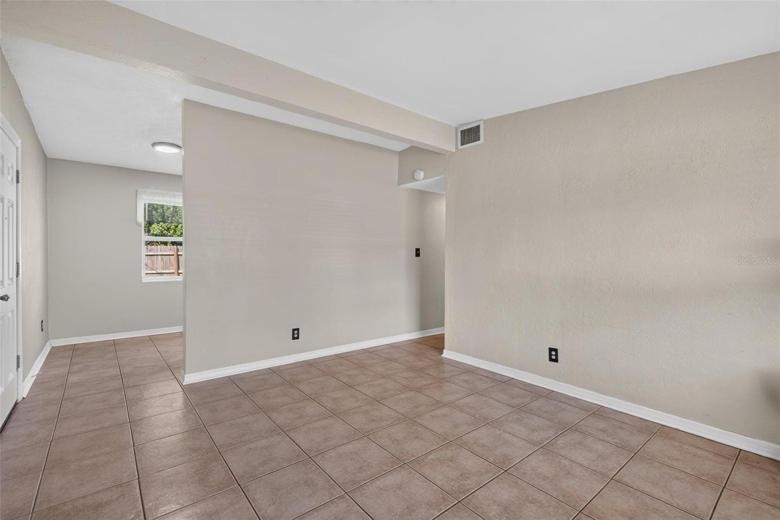 Single Family Residence at 450 CARD AVE, HOLLY HILL, photo 20 of 104