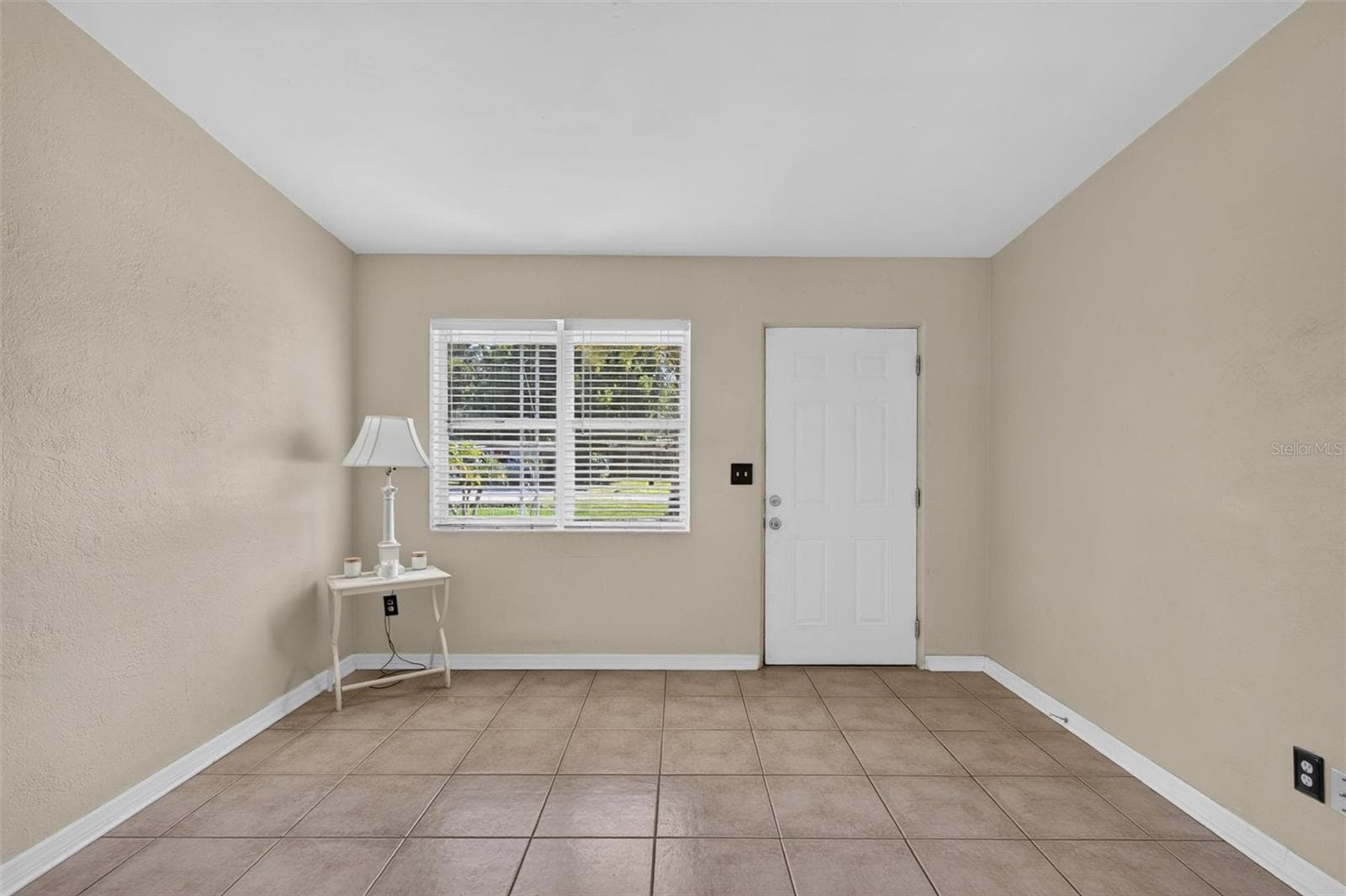 Single Family Residence at 450 CARD AVE, HOLLY HILL, photo 26 of 104