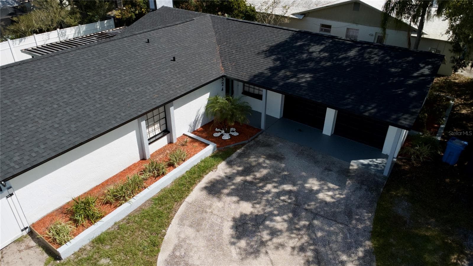 Single Family Residence at 524 WYNNWOOD DR, BRANDON, photo 11 of 86