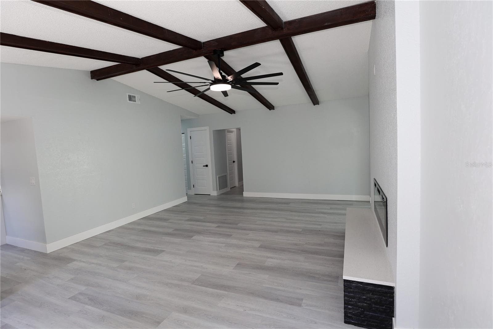 Single Family Residence at 524 WYNNWOOD DR, BRANDON, photo 42 of 86