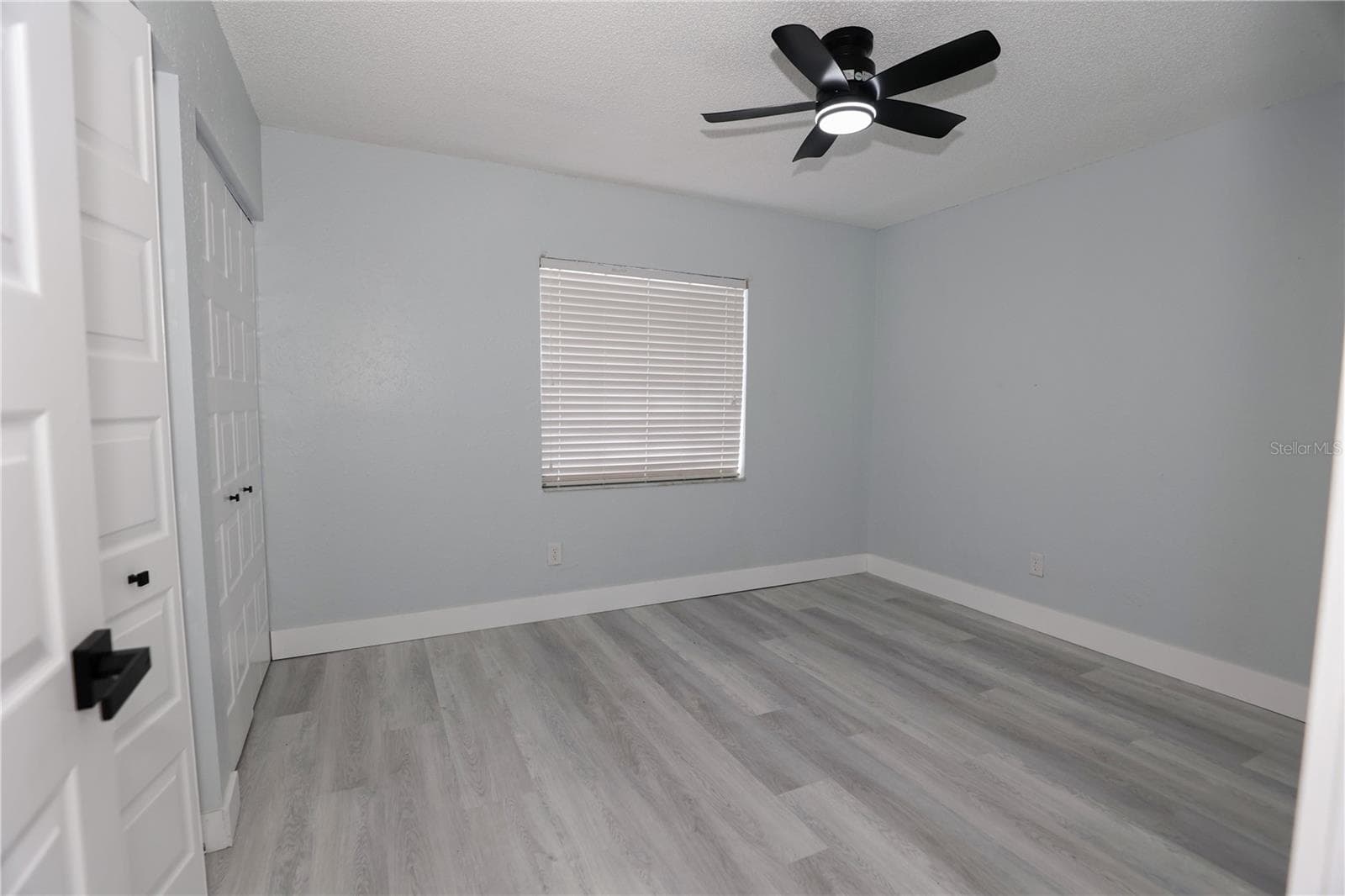 Single Family Residence at 524 WYNNWOOD DR, BRANDON, photo 47 of 86