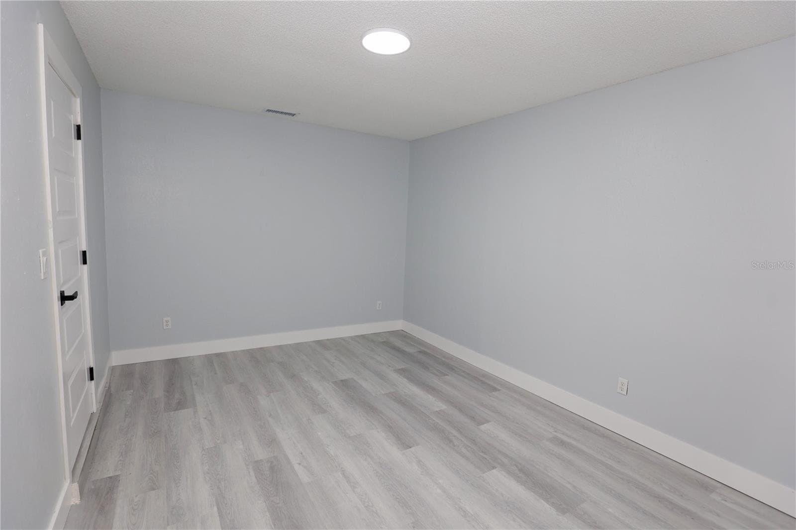 Single Family Residence at 524 WYNNWOOD DR, BRANDON, photo 57 of 86