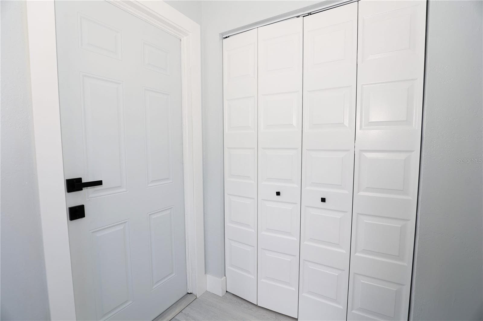 Single Family Residence at 524 WYNNWOOD DR, BRANDON, photo 68 of 86