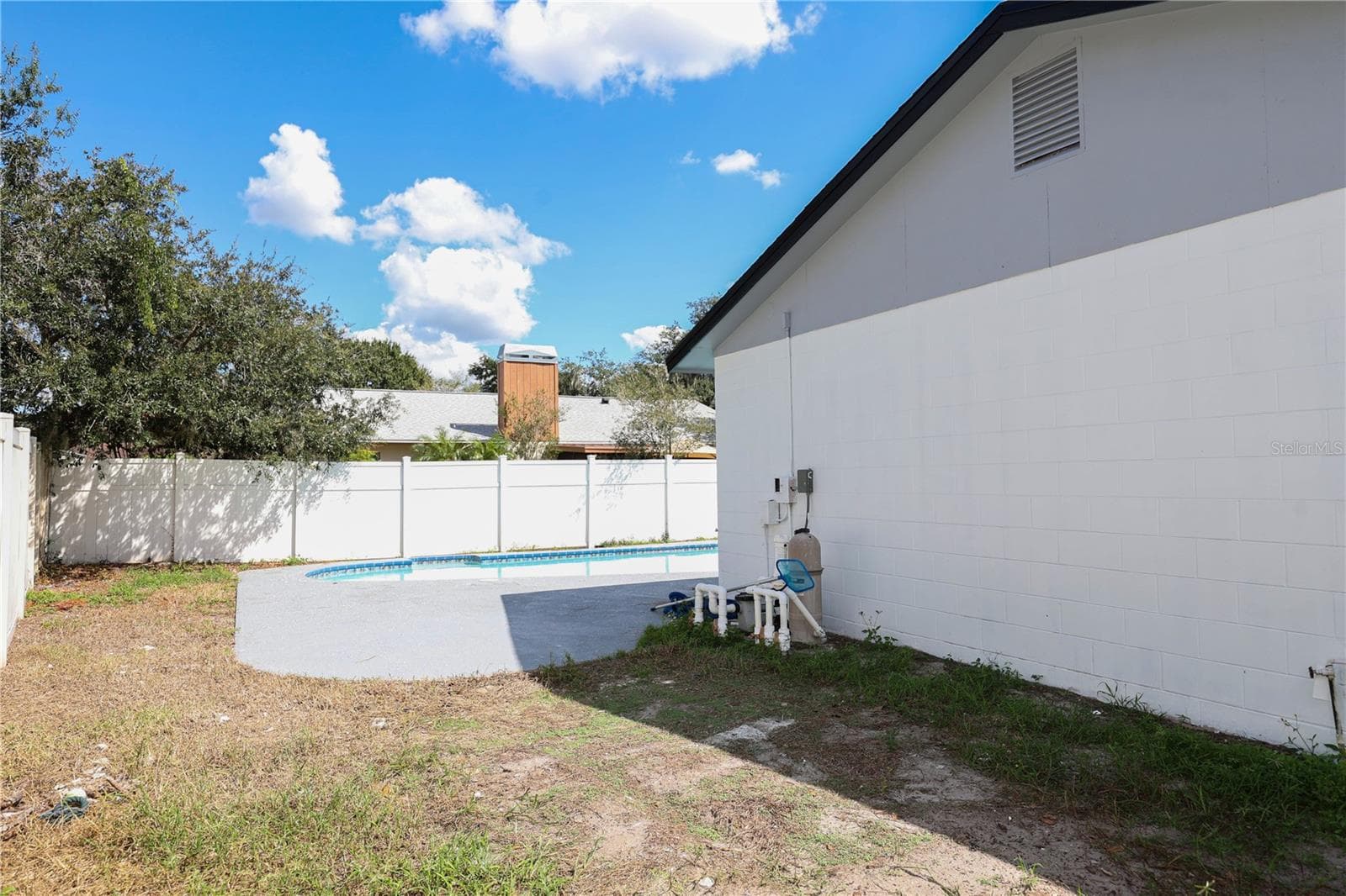 Single Family Residence at 524 WYNNWOOD DR, BRANDON, photo 77 of 86