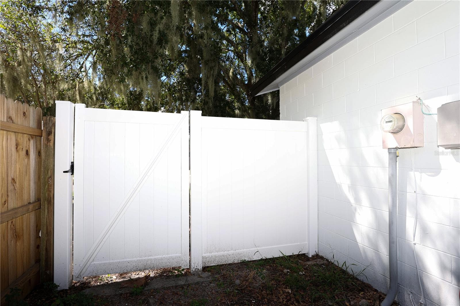 Single Family Residence at 524 WYNNWOOD DR, BRANDON, photo 80 of 86