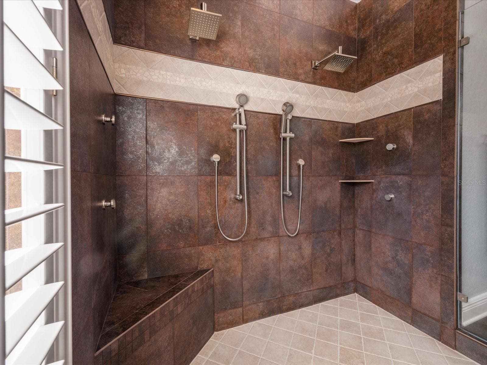 Single Family Residence at 10 WINDRUSH CT, OLDSMAR, photo 14 of 55