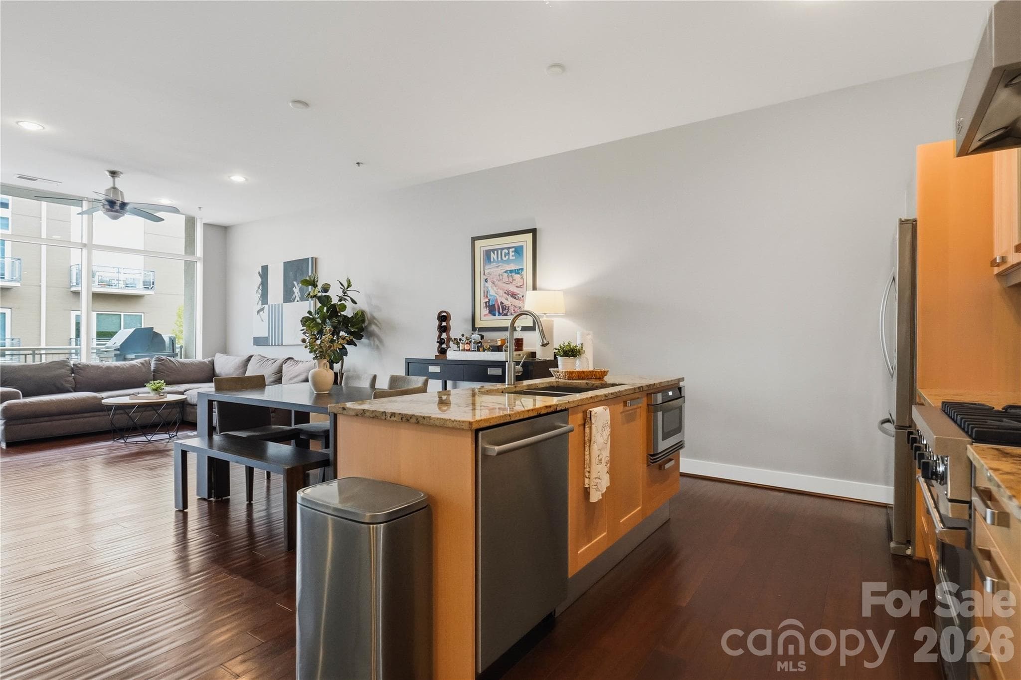 Condominium at 1100 Metropolitan Avenue, Charlotte, photo 4 of 29