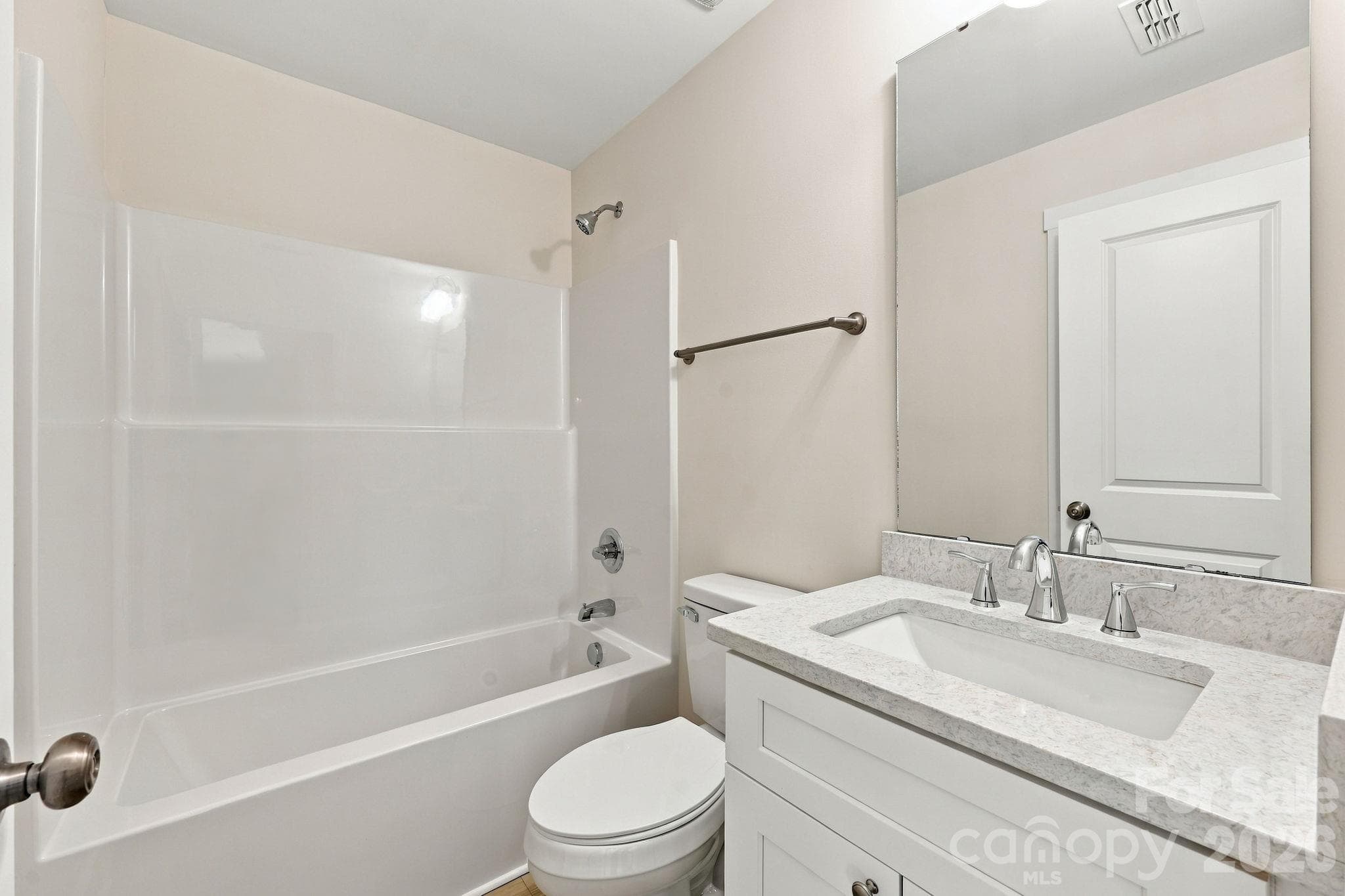 Full Bathroom - 808 4th Street, Albemarle