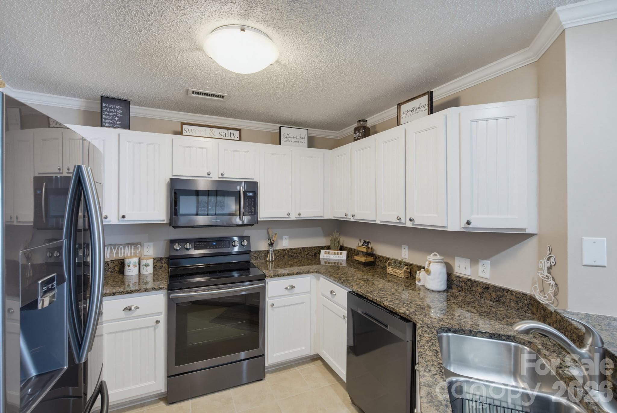 Condominium at 1338 Torrence Circle, Davidson, photo 13 of 48