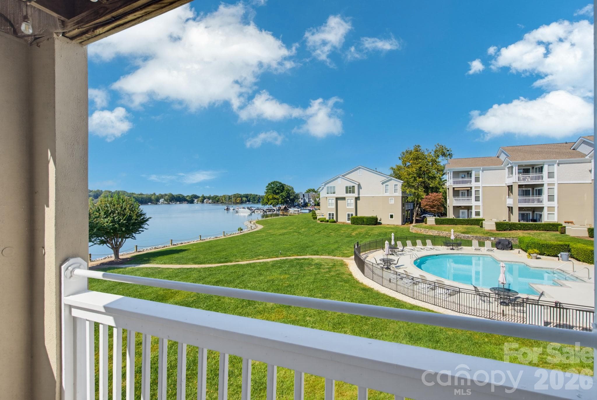 Condominium at 1338 Torrence Circle, Davidson, photo 19 of 48