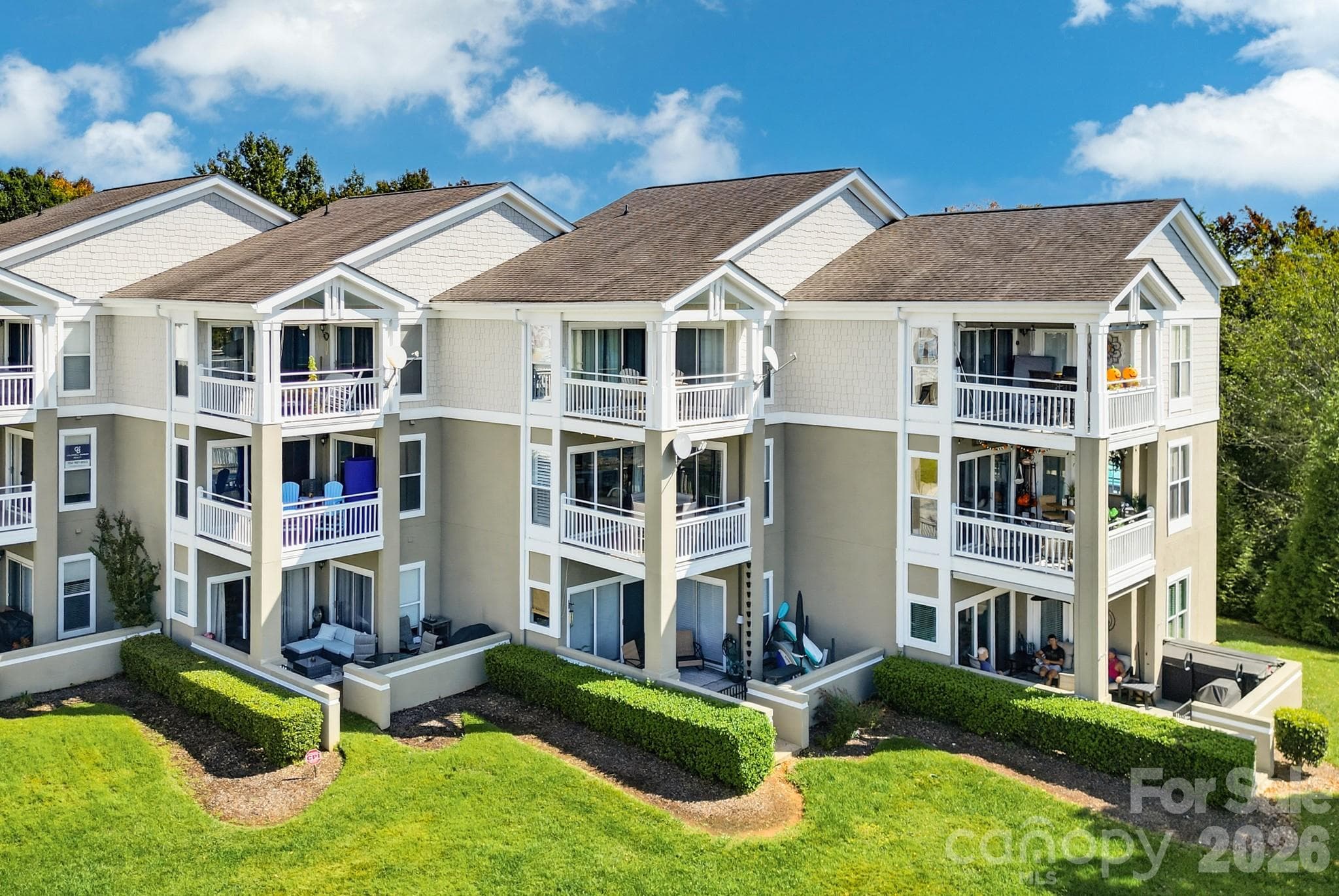 Condominium at 1338 Torrence Circle, Davidson, photo 45 of 48