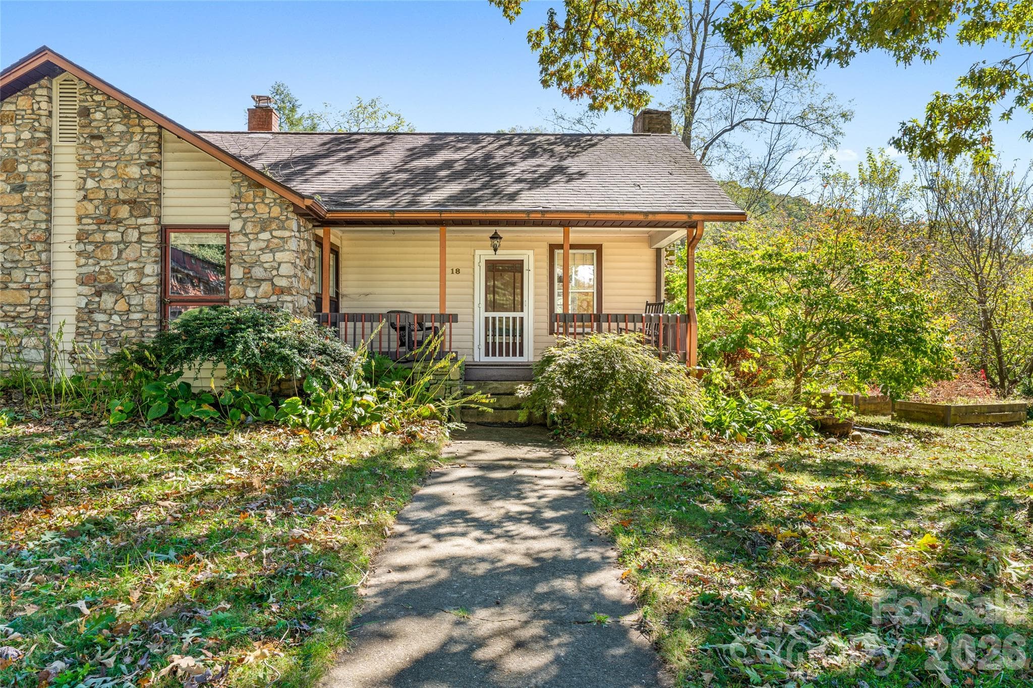 Single Family Residence at 18 Mission Lane, Fairview, photo 3 of 46