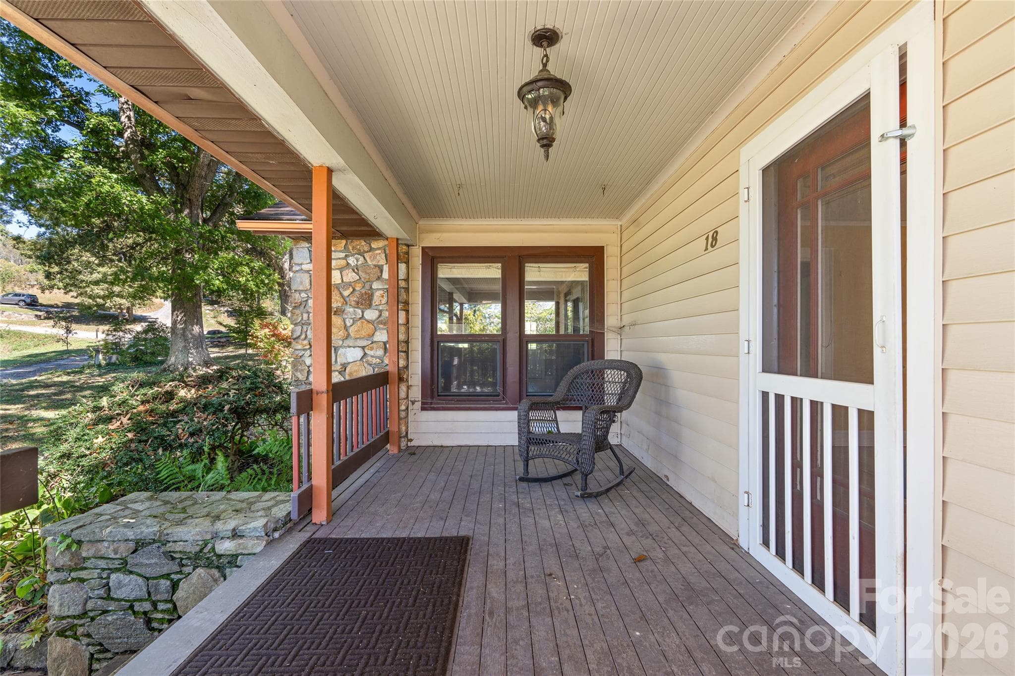 Single Family Residence at 18 Mission Lane, Fairview, photo 7 of 46