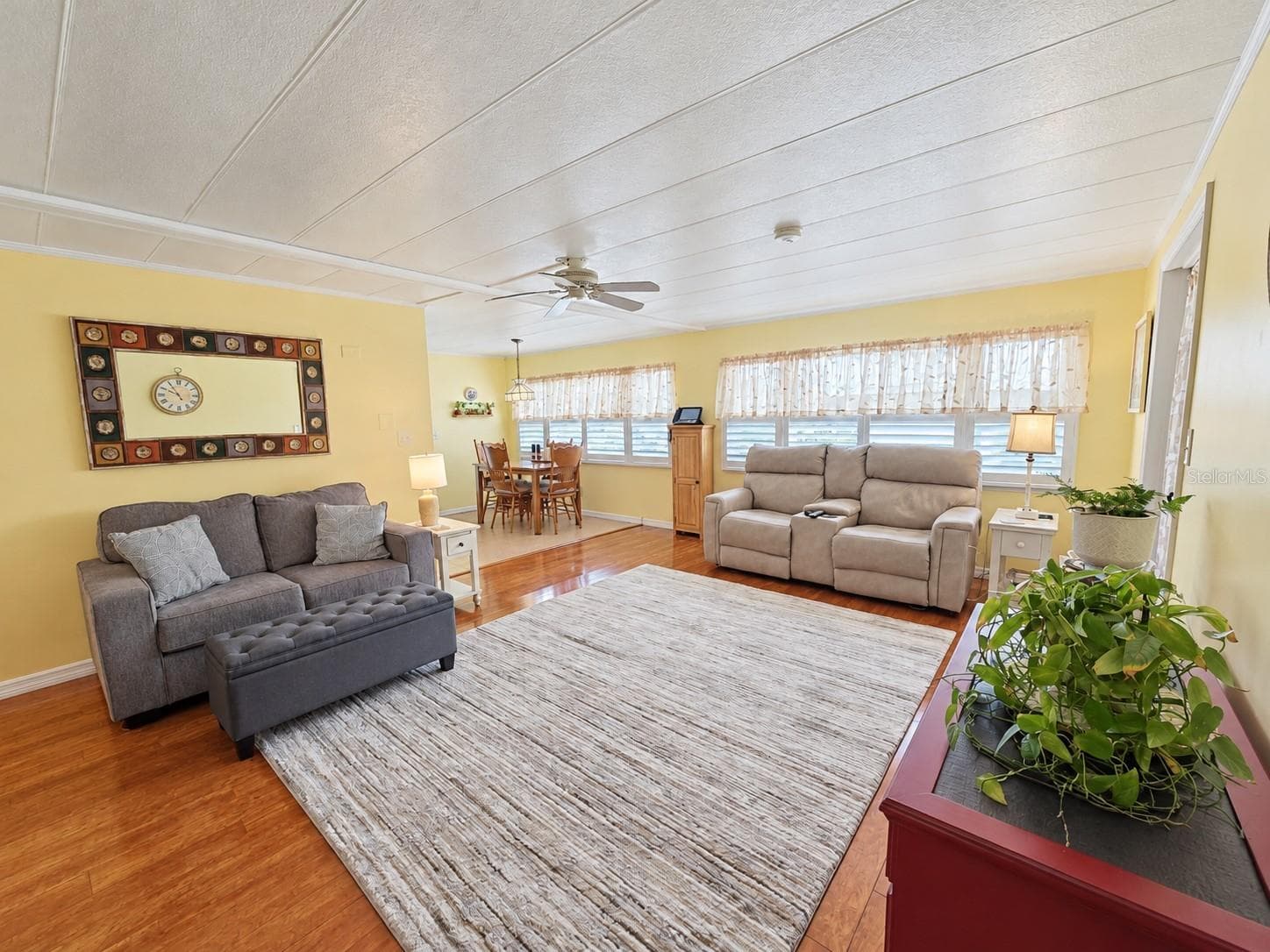 LARGE LIVING ROOM 8'10"X14'3" - 143 MELODY LN, TARPON SPRINGS