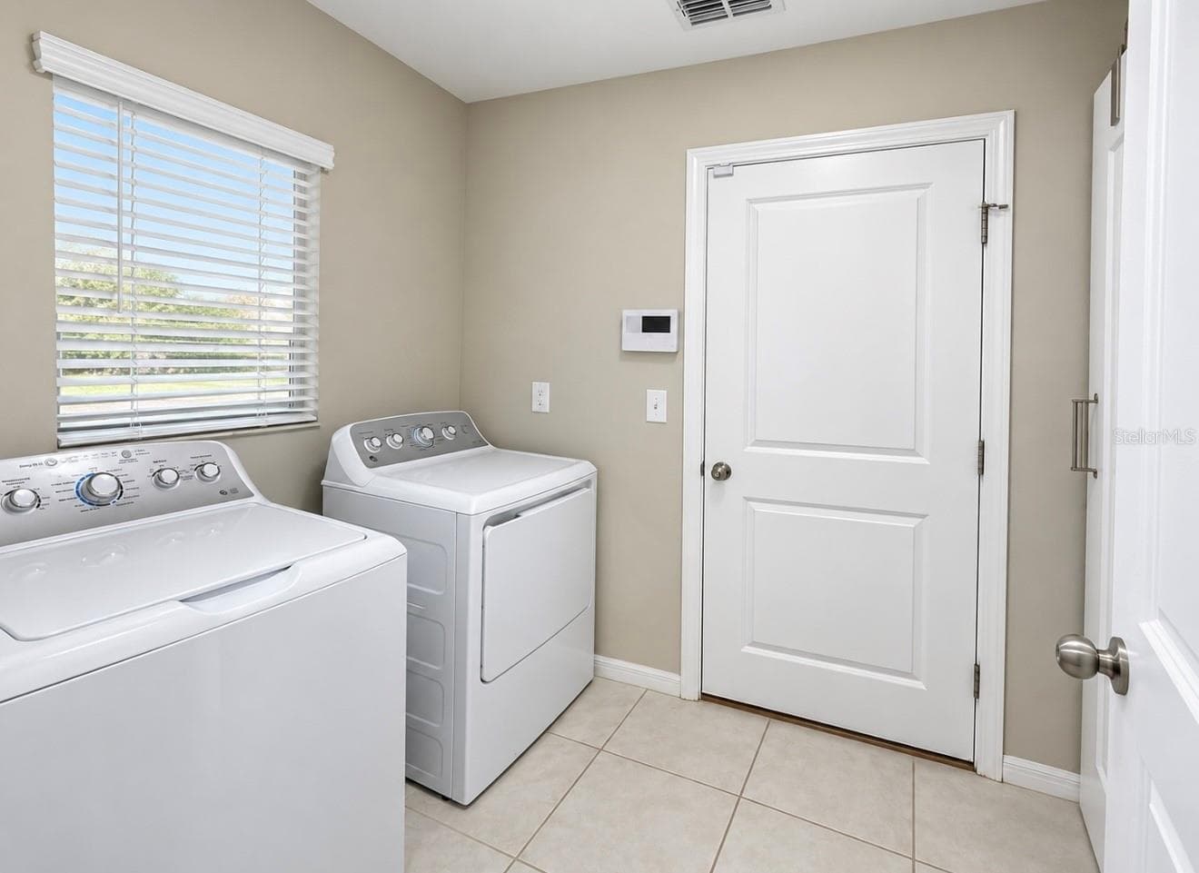 Single Family Residence at 7111 AMELIA COVE CT, SUN CITY CENTER, photo 36 of 50