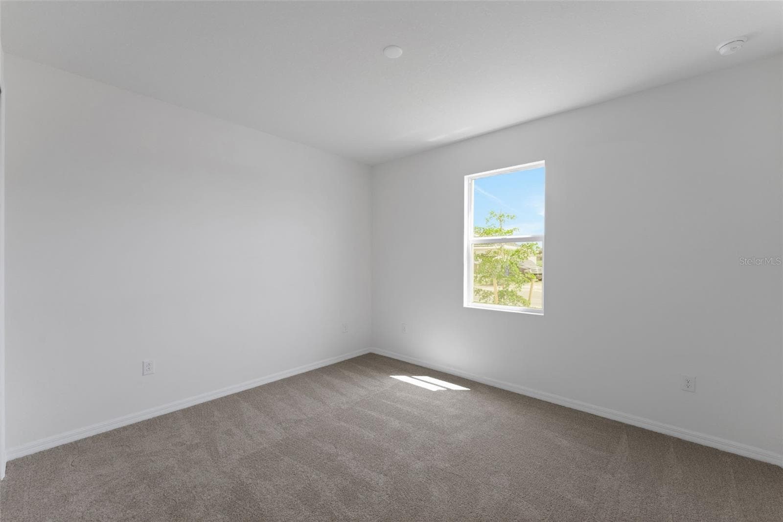 Single Family Residence at 16930 SQUIRREL BRANCH LN, ALVA, photo 38 of 41