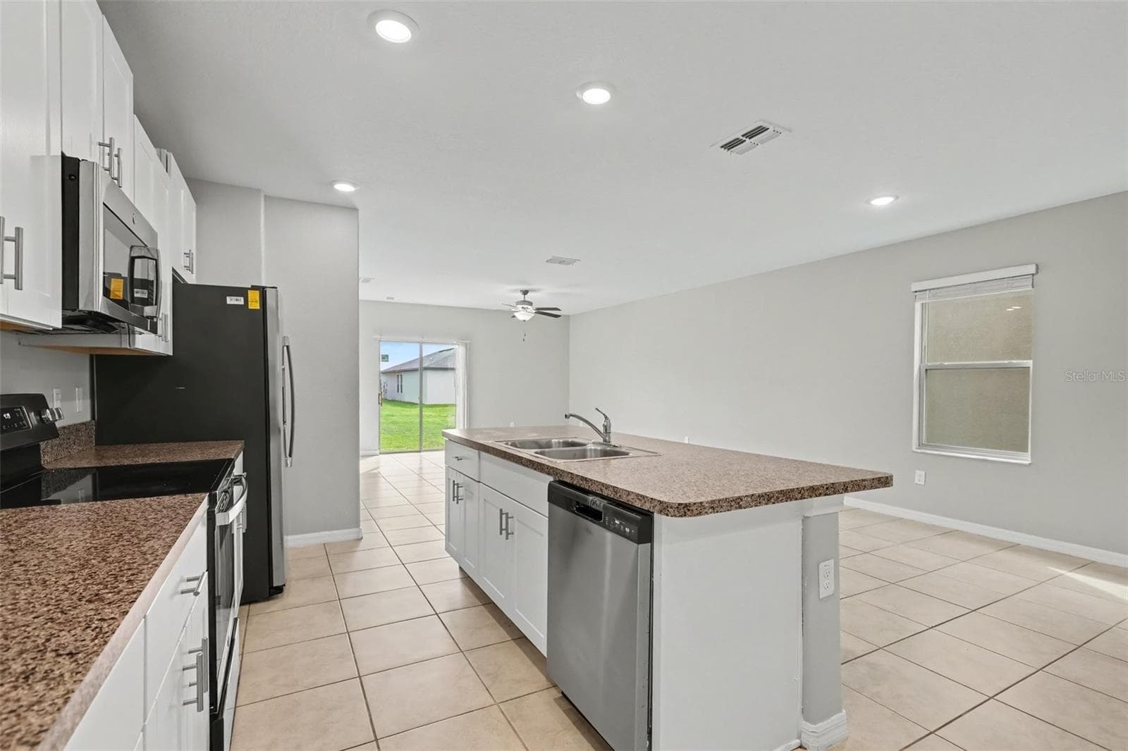 Single Family Residence at 15540 COLT CREEK PL, SUN CITY CENTER, photo 5 of 18