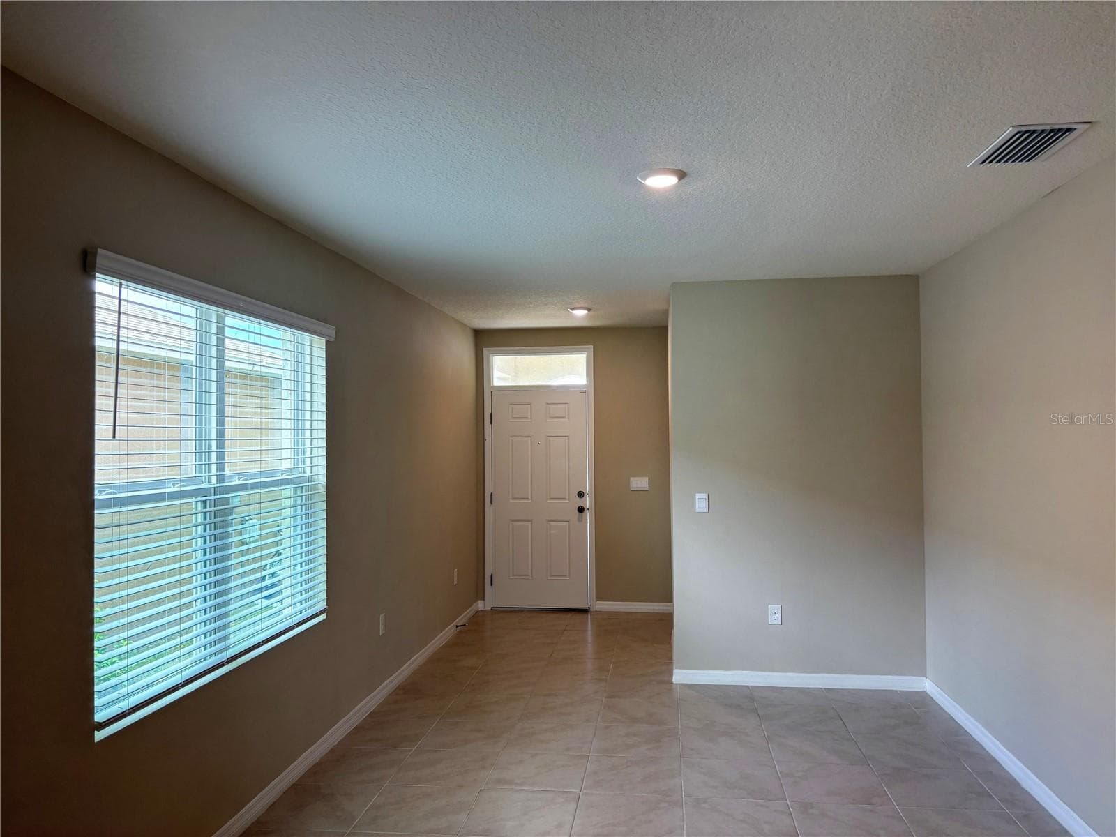 Single Family Residence at 7112 MOTTLED DUCK DR, ST CLOUD, photo 7 of 38