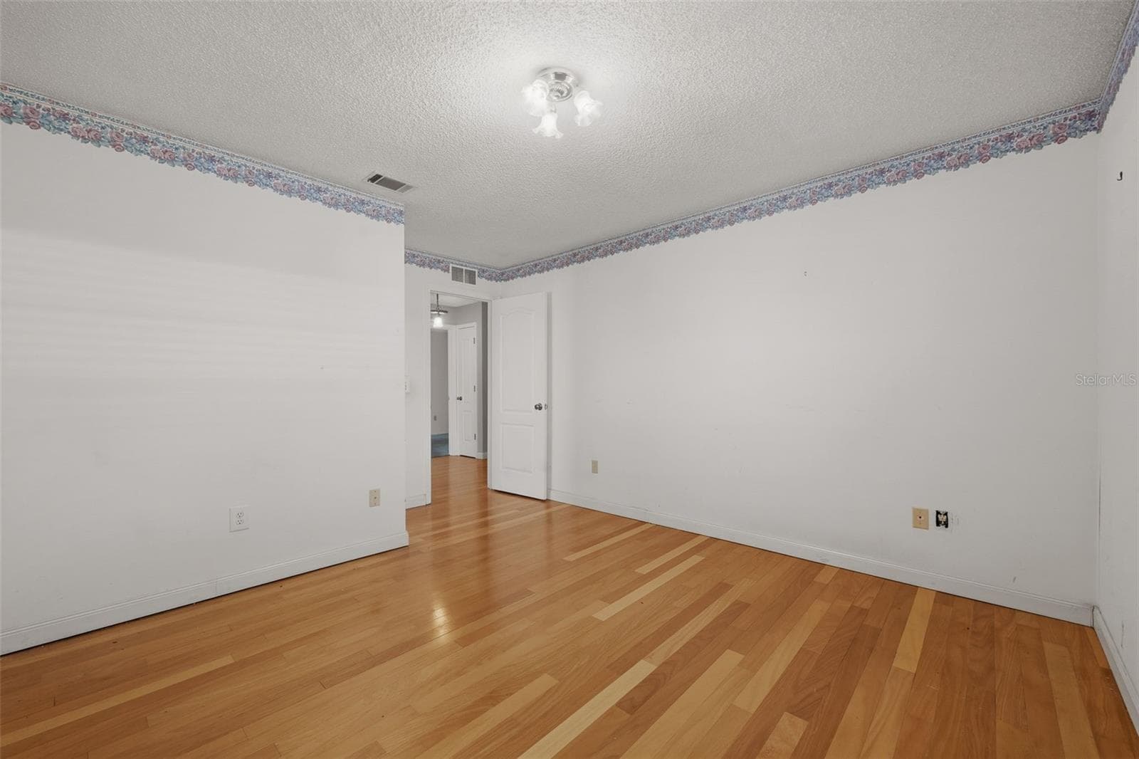 Single Family Residence at 2353 BAYSWATER CT, ORLANDO, photo 26 of 39