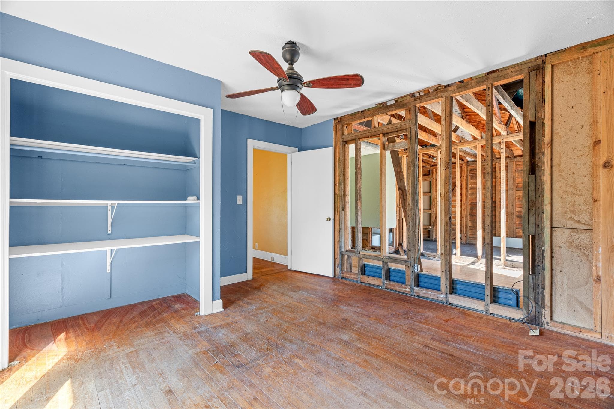 Single Family Residence at 18 Mission Lane, Fairview, photo 12 of 46