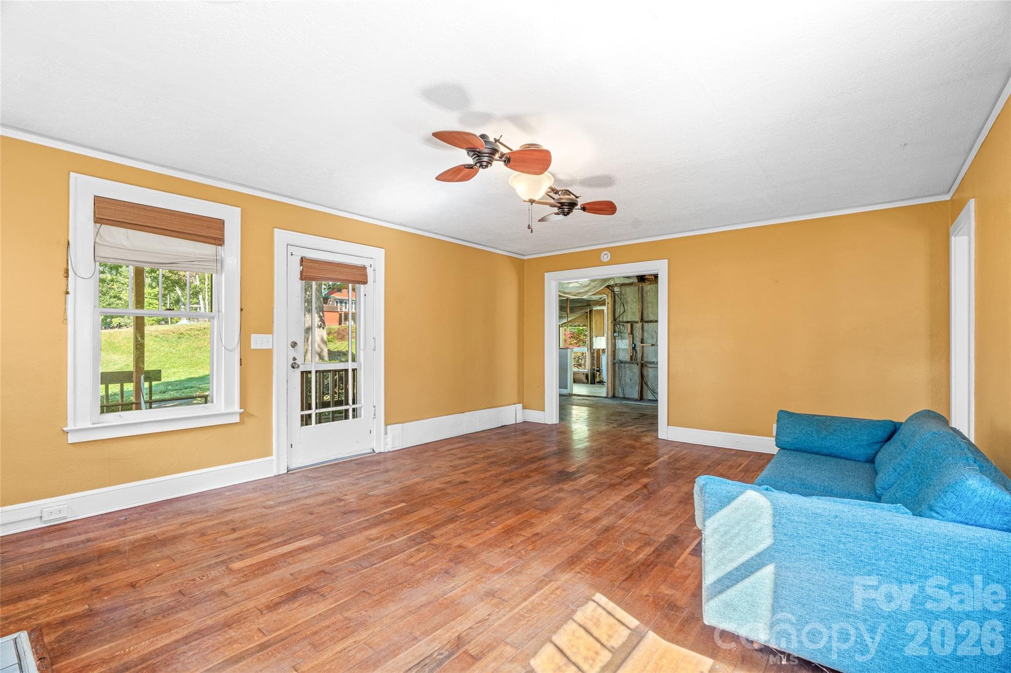 Single Family Residence at 18 Mission Lane, Fairview, photo 13 of 46