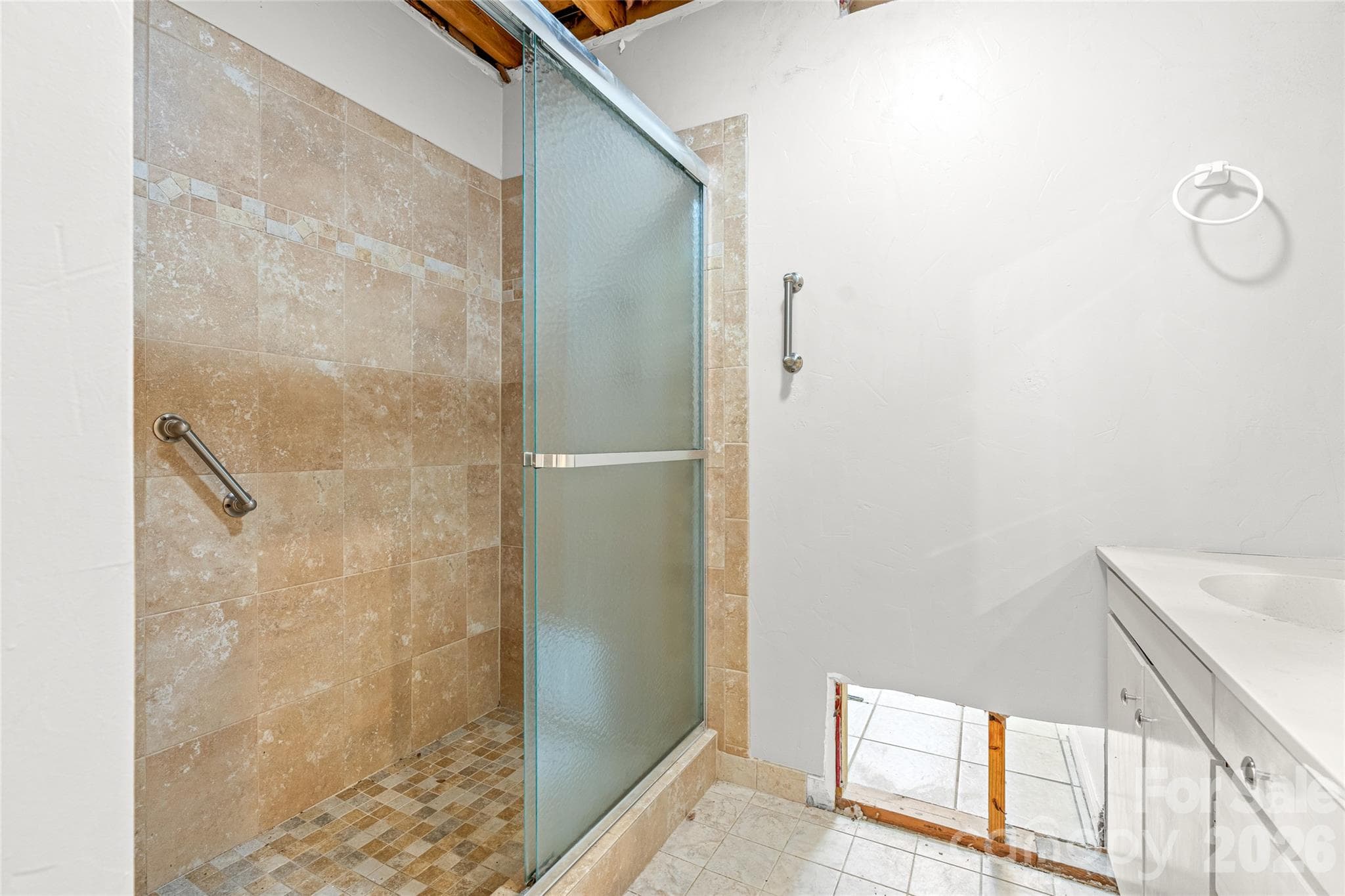 Single Family Residence at 18 Mission Lane, Fairview, photo 32 of 46