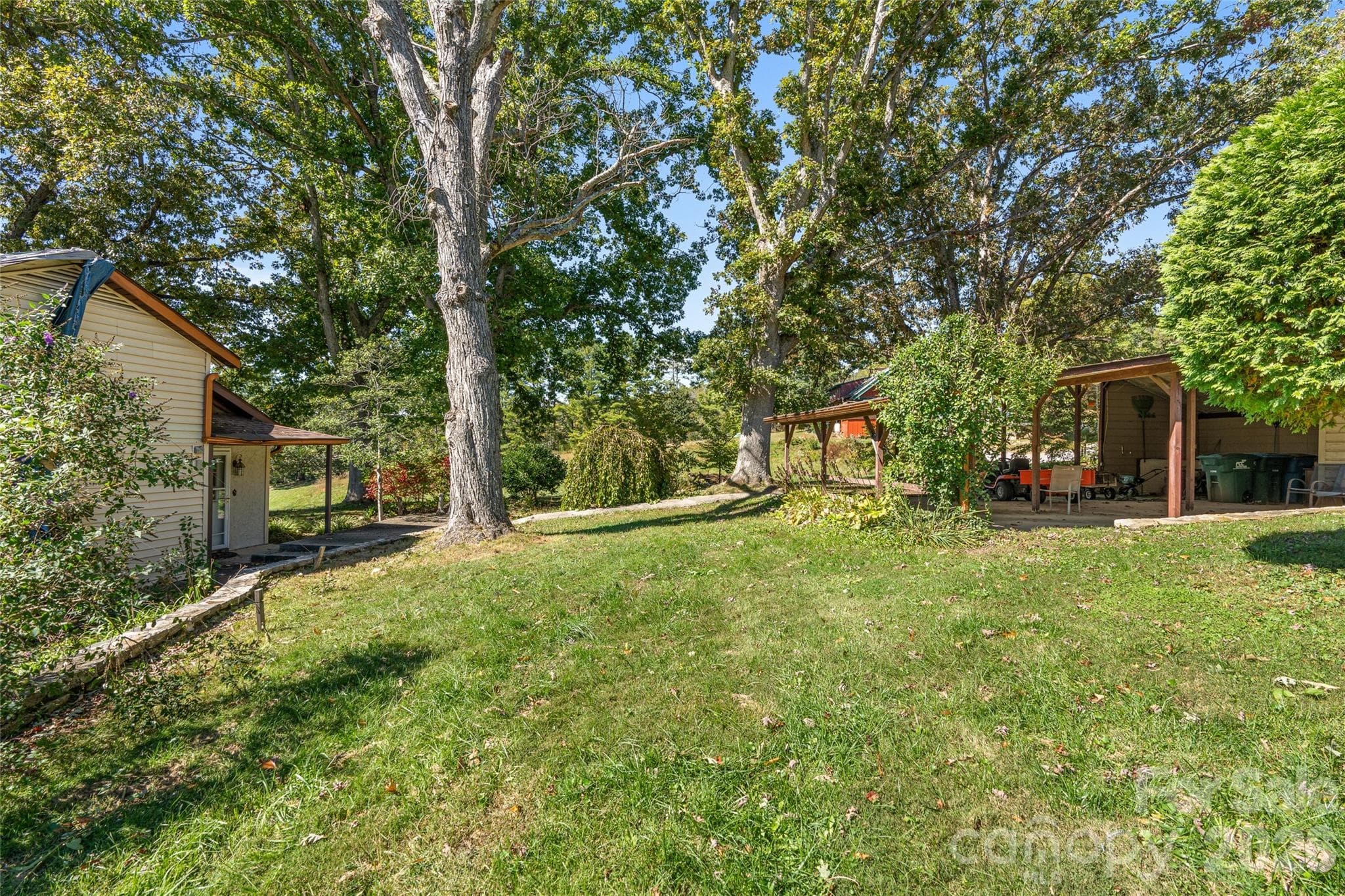 Single Family Residence at 18 Mission Lane, Fairview, photo 45 of 46