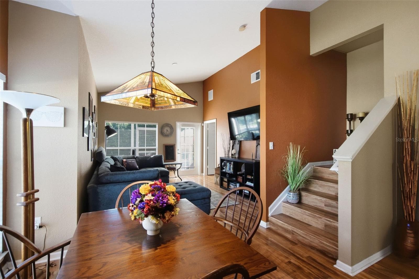 Dining/Living - 8011 DOWN ROYAL RD, TAMPA