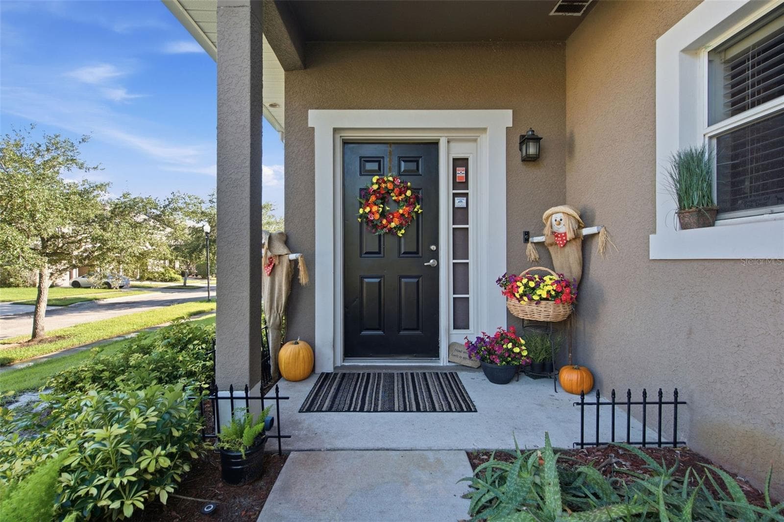 Front Door - 8011 DOWN ROYAL RD, TAMPA