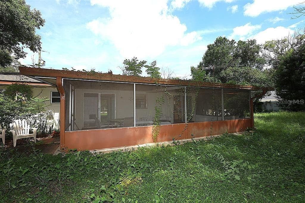 Single Family Residence at 339 COLOMBA RD, DEBARY, photo 10 of 61