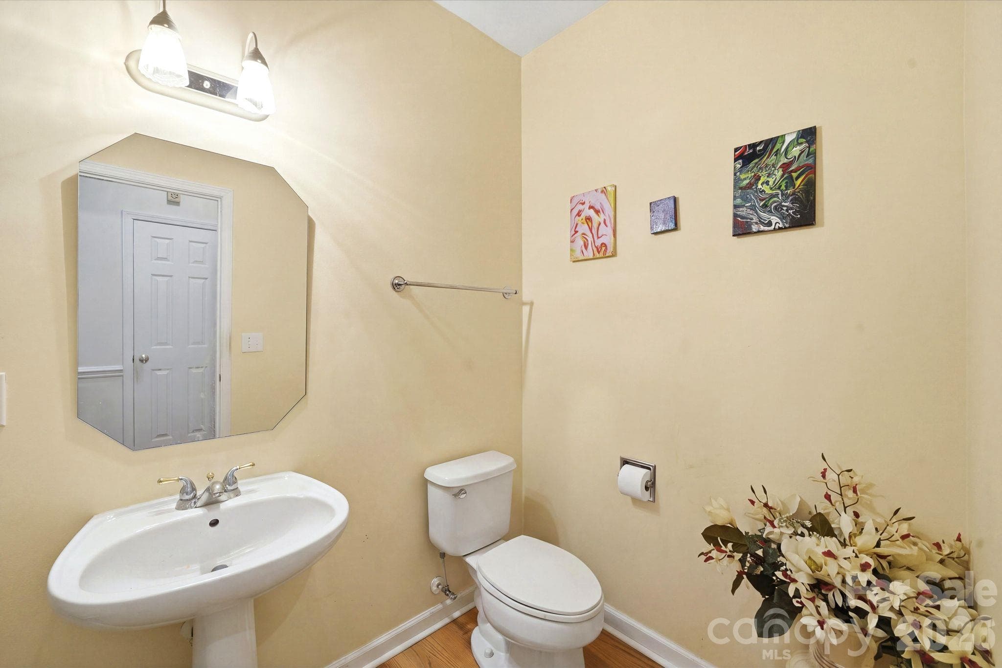 Single Family Residence at 10212 Billingham Drive, Charlotte, photo 38 of 44