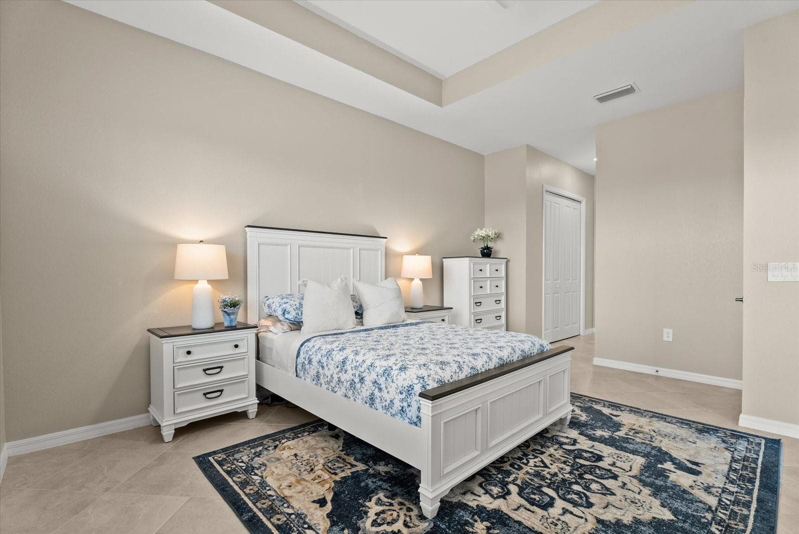 Single Family Residence at 17602 SANTORINI CT, VENICE, photo 22 of 63