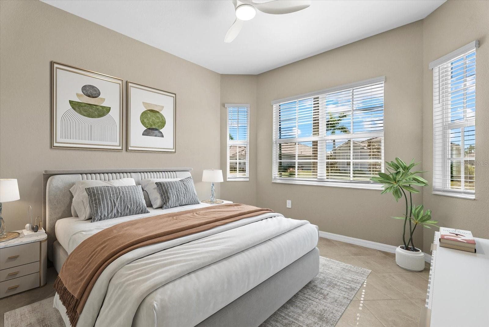 Single Family Residence at 17602 SANTORINI CT, VENICE, photo 25 of 63