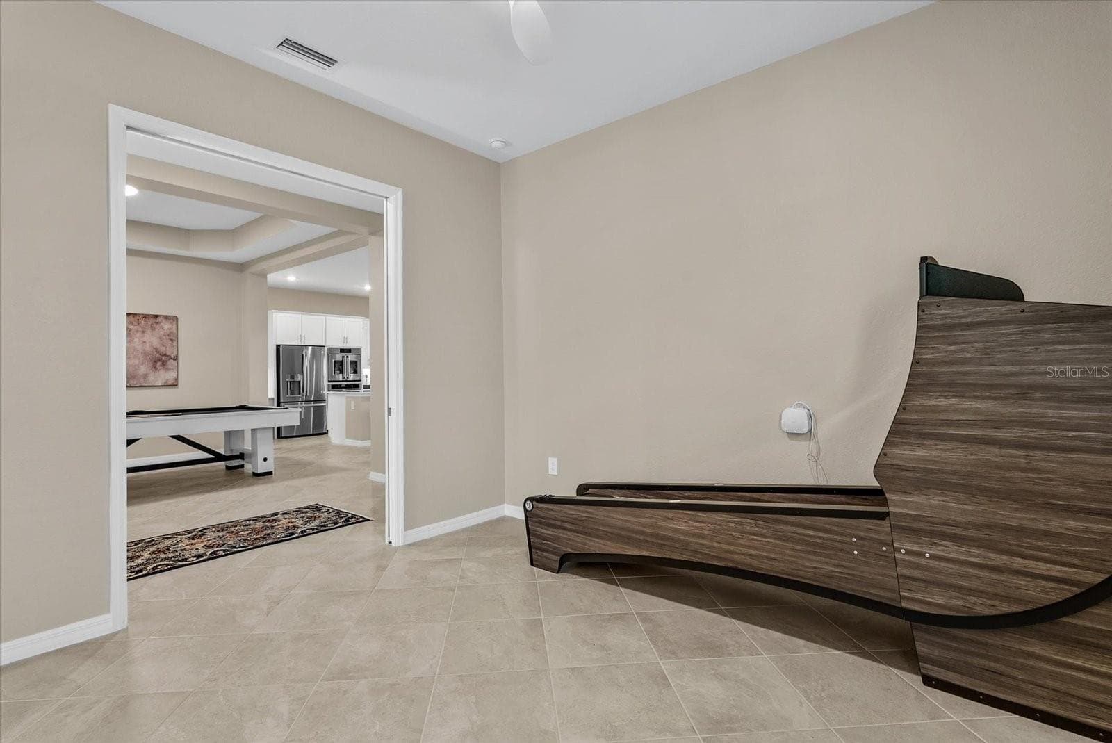 Single Family Residence at 17602 SANTORINI CT, VENICE, photo 29 of 63