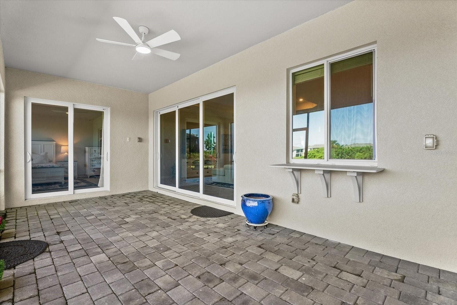 Single Family Residence at 17602 SANTORINI CT, VENICE, photo 32 of 63