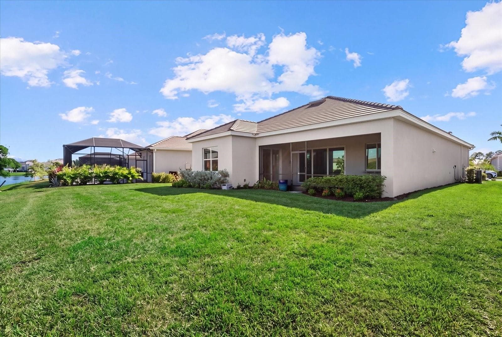 Single Family Residence at 17602 SANTORINI CT, VENICE, photo 37 of 63