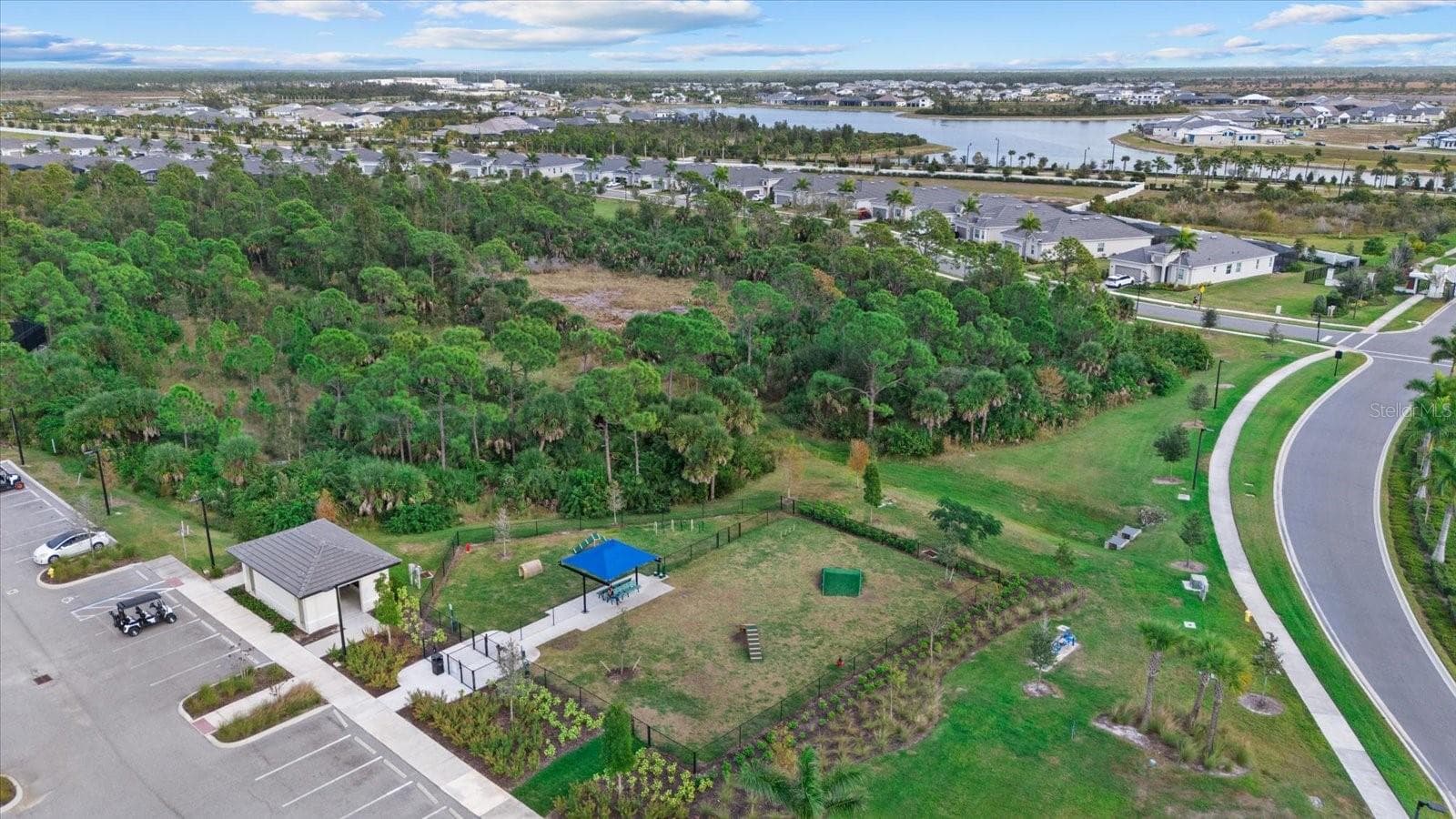 Single Family Residence at 17602 SANTORINI CT, VENICE, photo 49 of 63