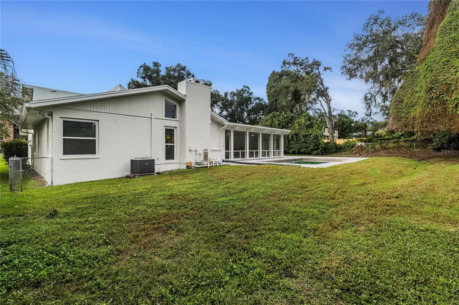 Single Family Residence at 832 BROOKWOOD DR, LAKELAND, photo 37 of 39