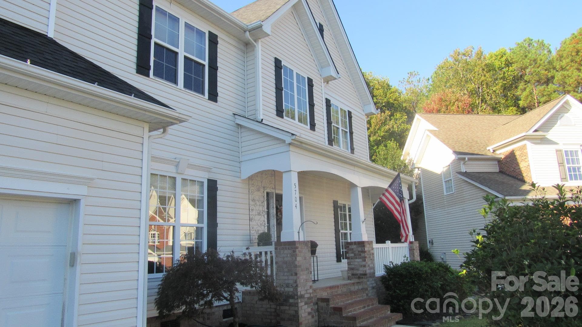 Rocking Chair Front Porch - 5704 Snapdragon Lane, Huntersville