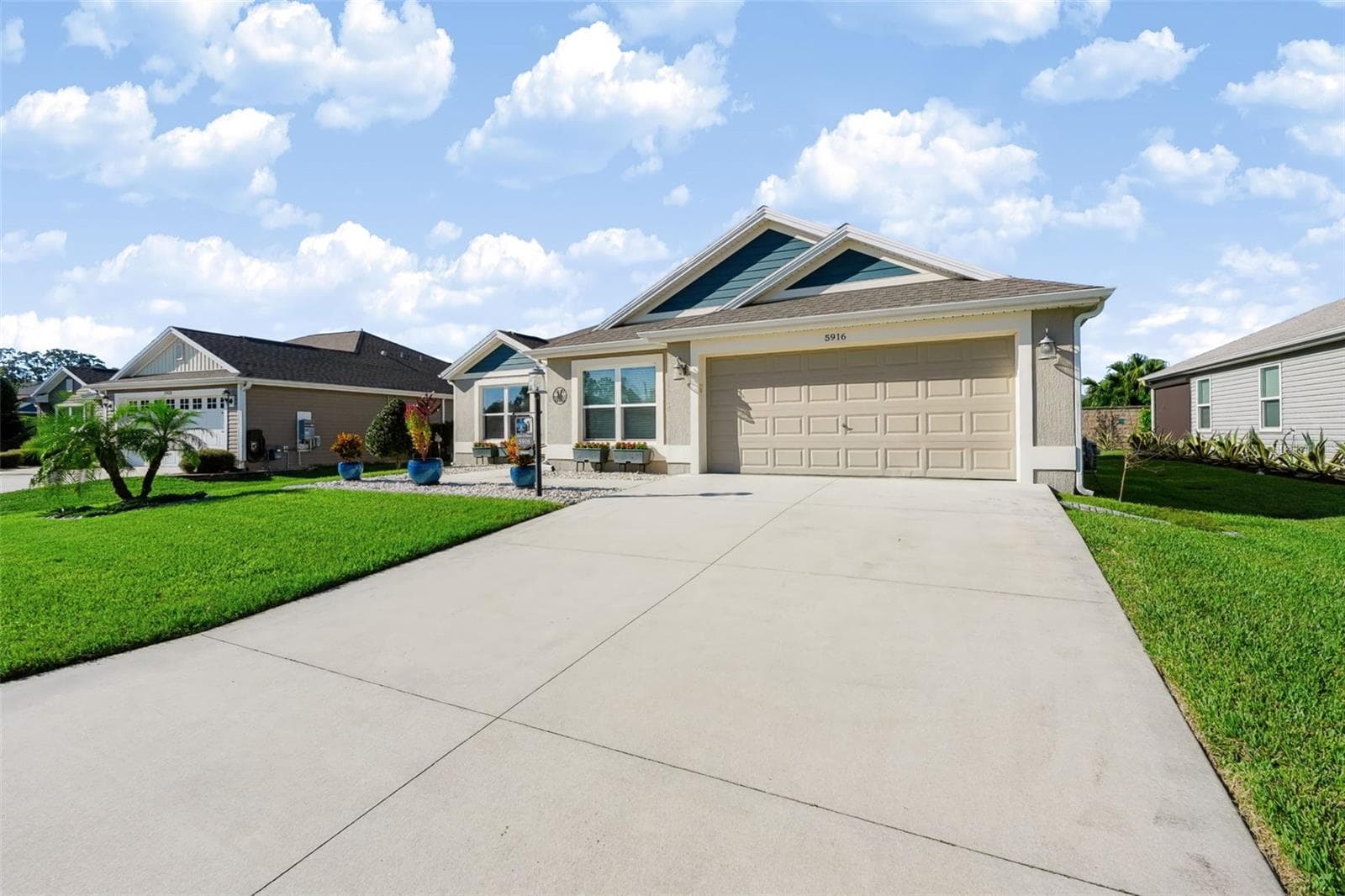 Single Family Residence at 5916 HICKEY WAY, THE VILLAGES, photo 4 of 55