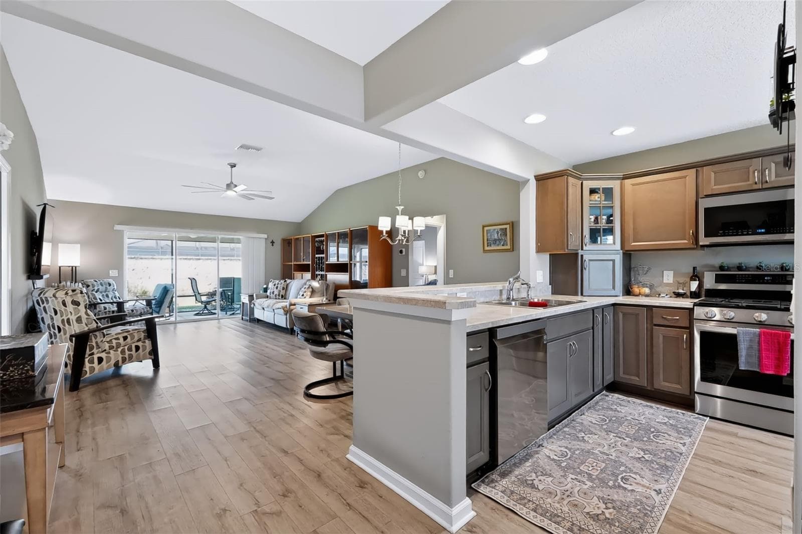 Single Family Residence at 5916 HICKEY WAY, THE VILLAGES, photo 14 of 55
