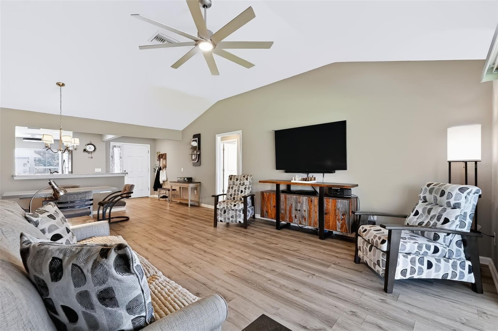 Single Family Residence at 5916 HICKEY WAY, THE VILLAGES, photo 26 of 55